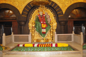 Sai Baba Shirdi, Pune to Shirdi Tempo Traveller